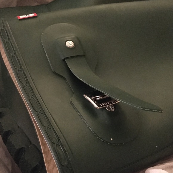 Brand New *NEVER used* Hunter Boots - Picture 3 of 9